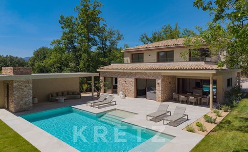 Villa in Tourrettes, Provence-Alpes-Côte d'Azur, France 1