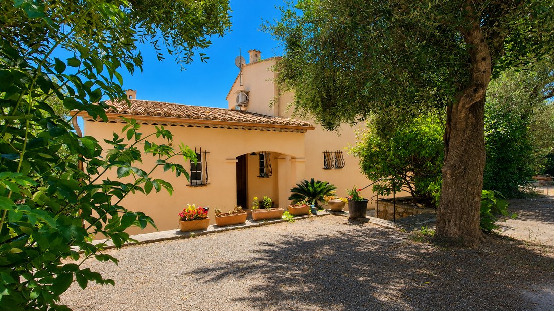 Villa in Spéracèdes, Provence-Alpes-Côte d'Azur, France 2 - 18655451