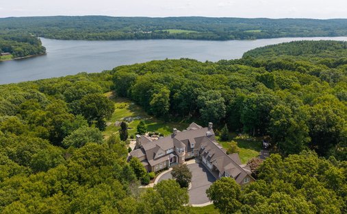House in Ellington, Connecticut, United States 1