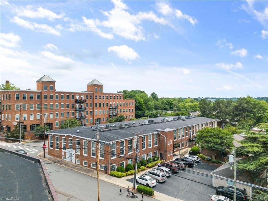 Condo in Walkertown, North Carolina, United States 2 - 18653147