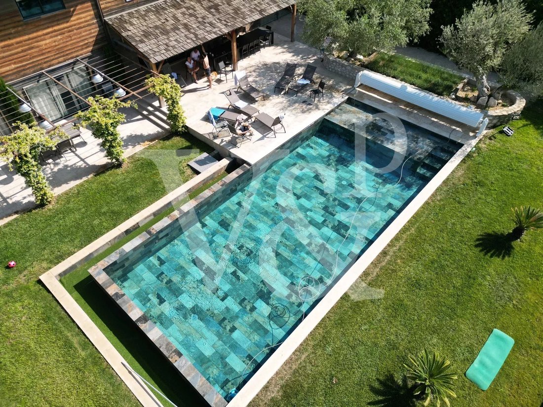 Finca en Saint-Remy-de-Provence, Provenza-Alpes-Costa Azul, Francia 2 - 17227209