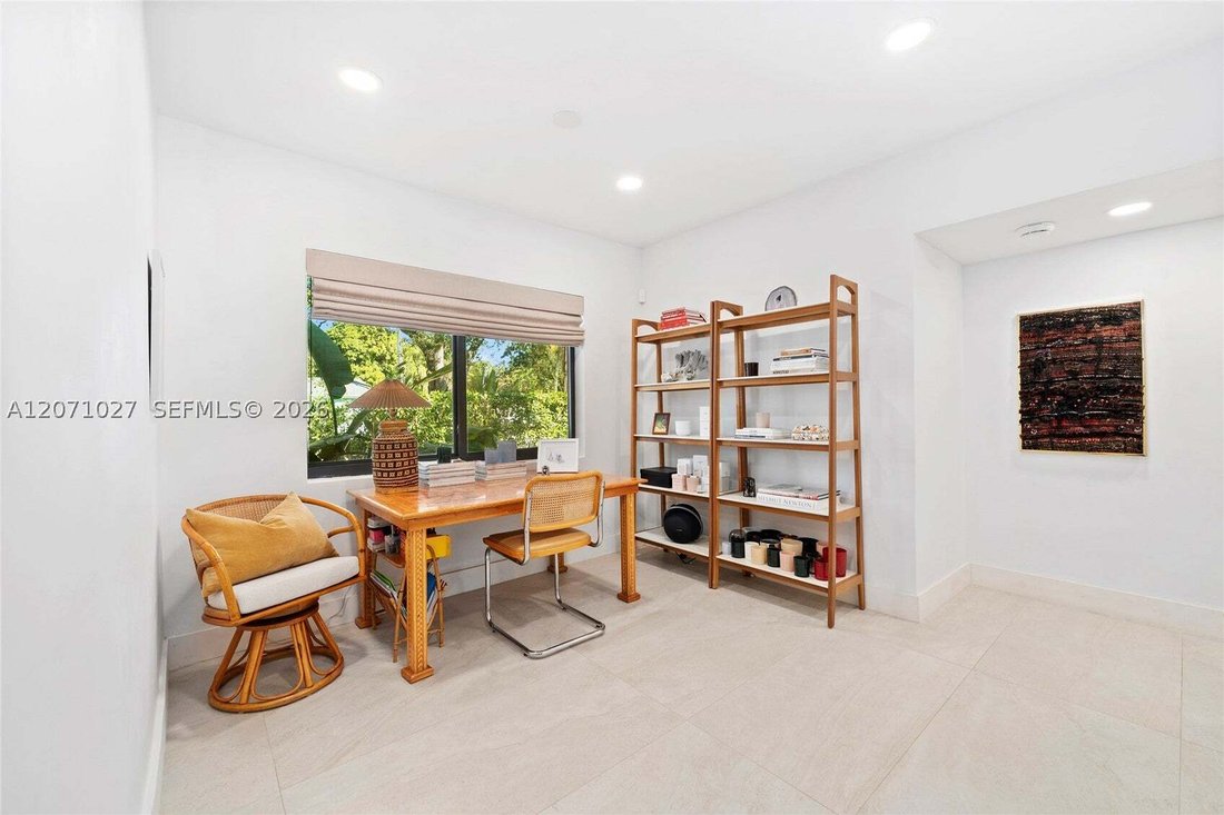 House in Miami, Florida, United States 5 - 18653693