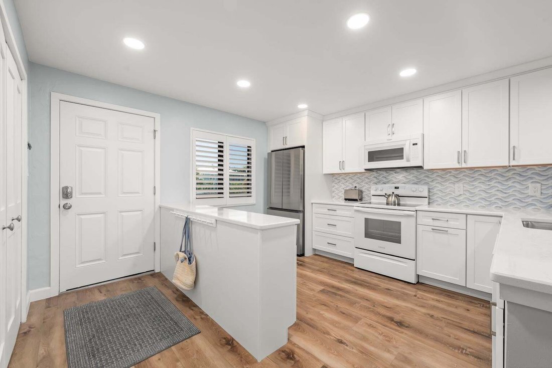 Condo in Sanibel, Florida, United States 5 - 18652824