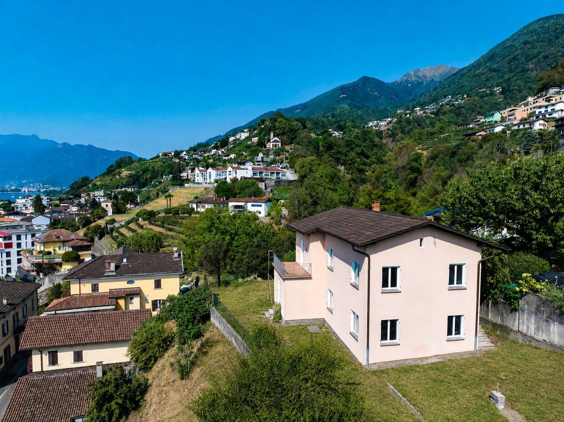 House in Gordola, Ticino, Switzerland 3 - 18650976