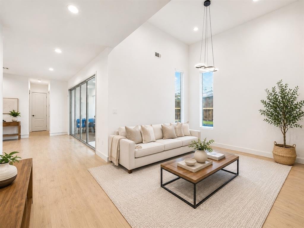 House in Dallas, Texas, United States 4 - 17749384