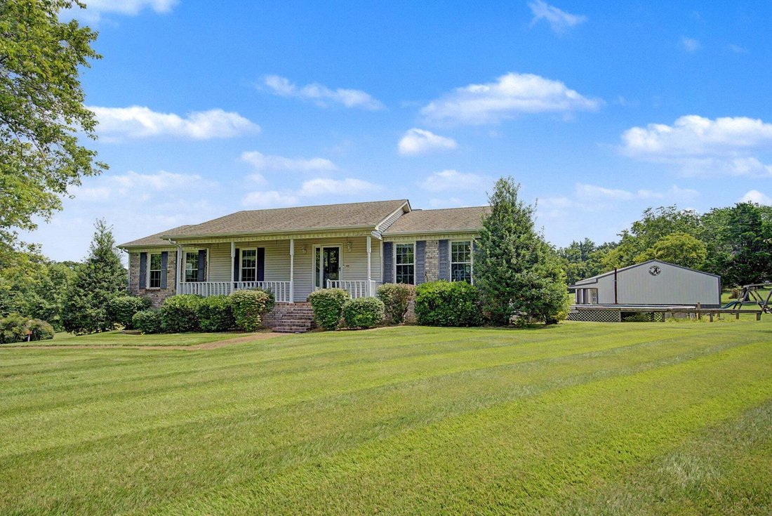 House in Cottontown, Tennessee, United States 1 - 18654052