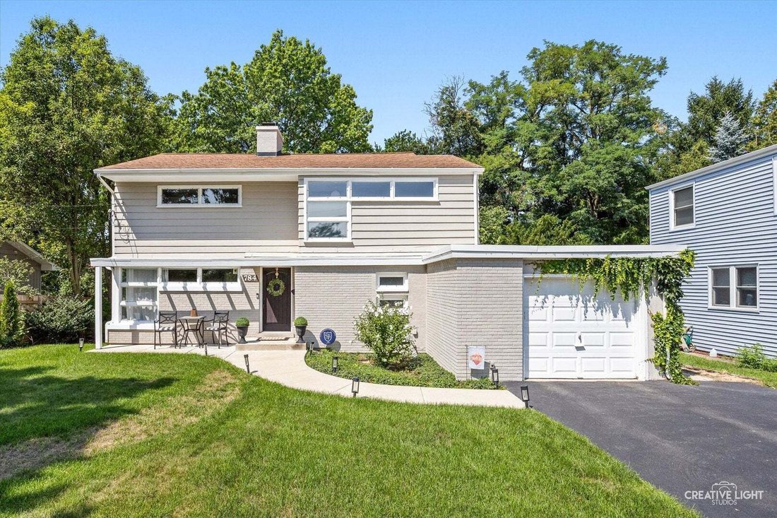House in Glen Ellyn, Illinois, United States 1 - 18651347