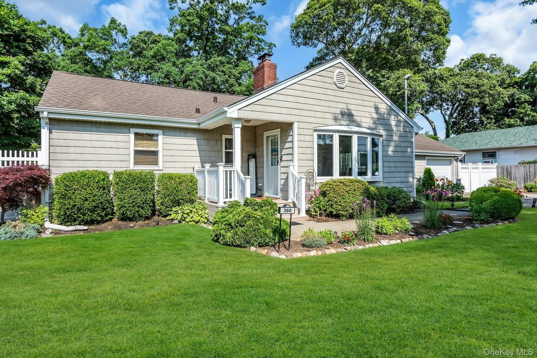 House in Bayport, New York, United States 3 - 18655023