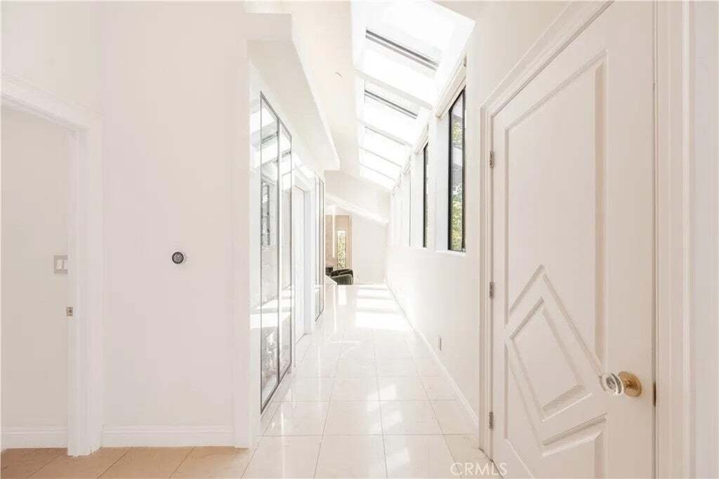 House in Glendale, California, United States 5 - 18651019
