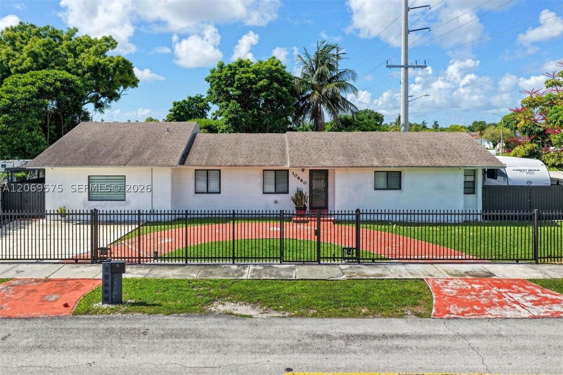 House in Cutler Bay, Florida, United States 1 - 18653667