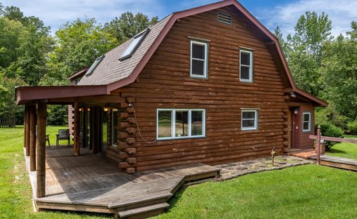 House in Troy, Virginia, United States 1