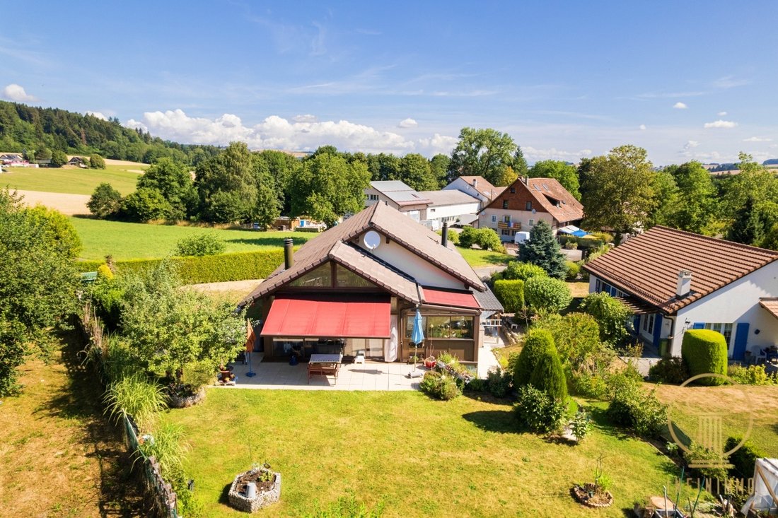 Villa in Vucherens, Vaud, Switzerland 2 - 18652926