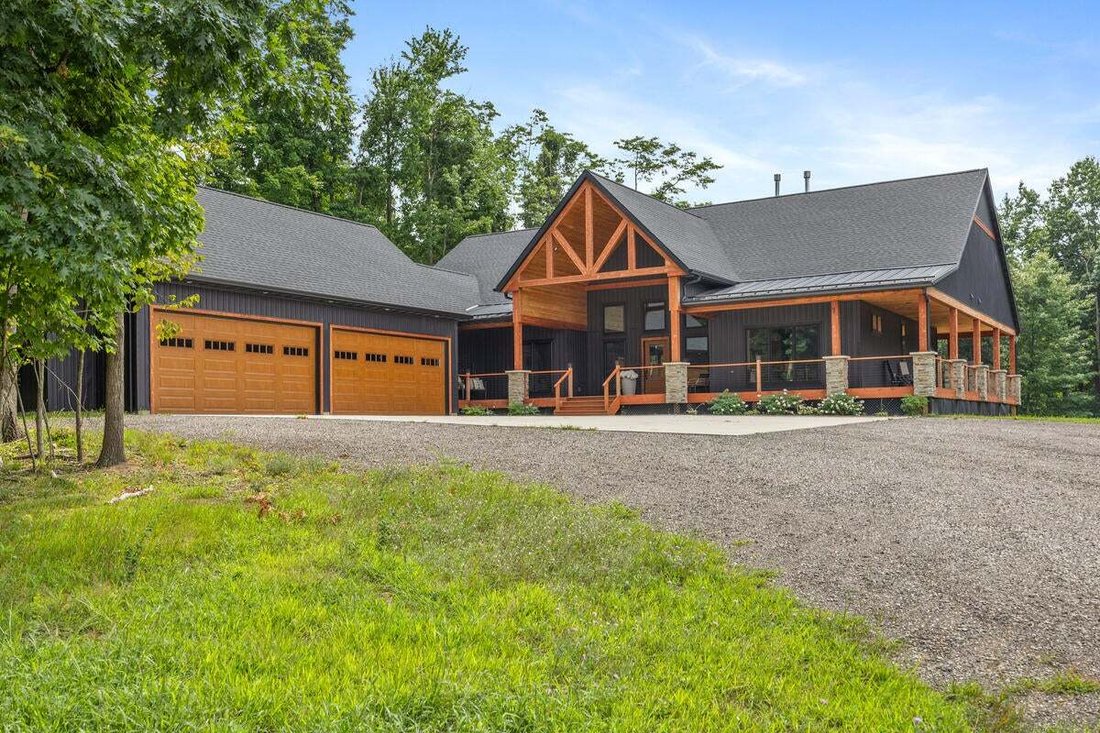 House in Kent City, Michigan, United States 3 - 18650782