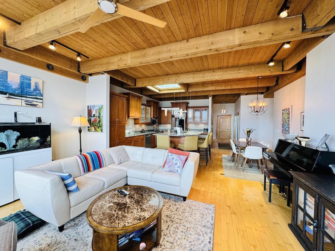 Condo in Milwaukee, Wisconsin, United States 3 - 18650661