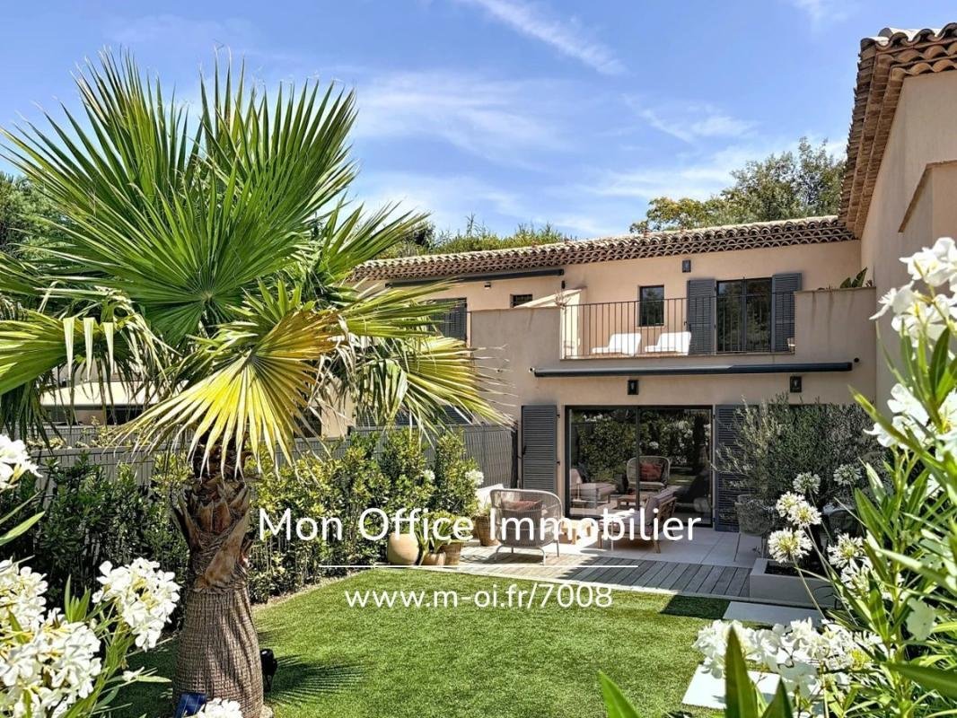 House in Grimaud, Provence-Alpes-Côte d'Azur, France 1 - 18653970