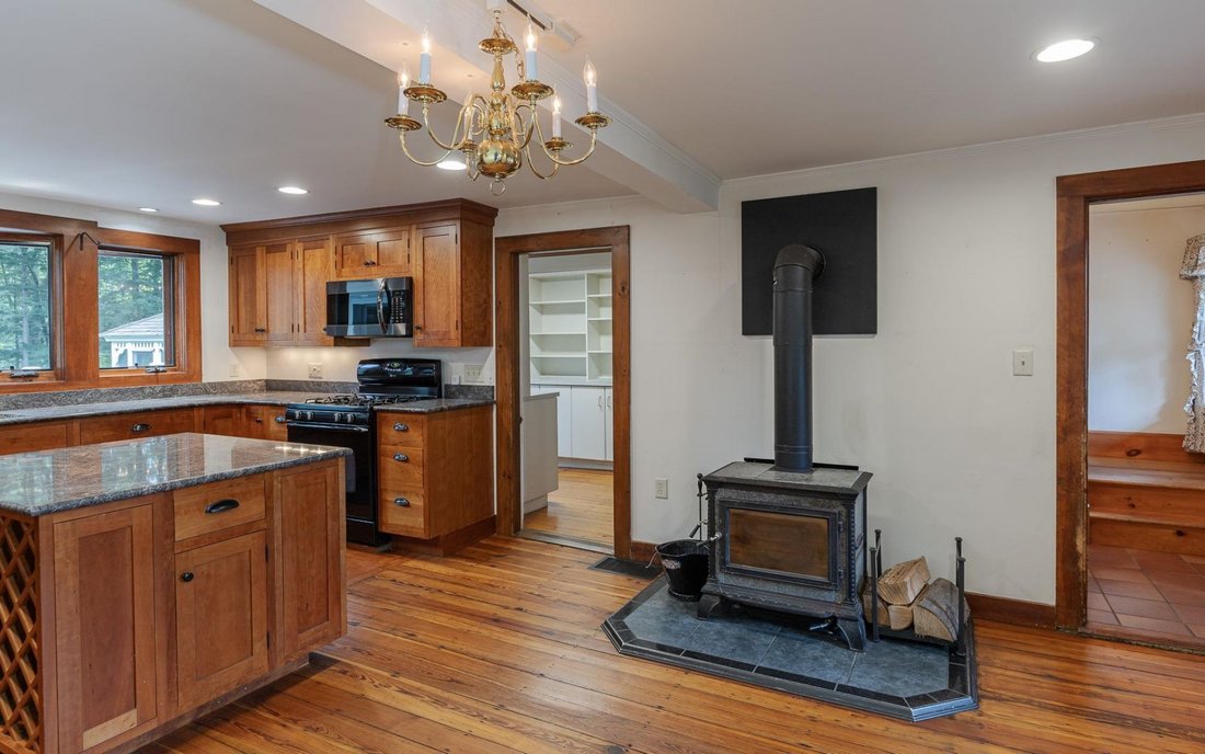 House in Chesterfield, New Hampshire, United States 4 - 18276253