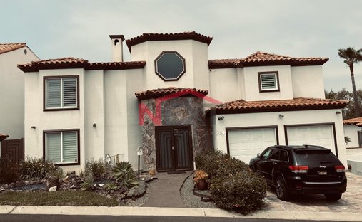 House in Ensenada, Baja California, Mexico 1