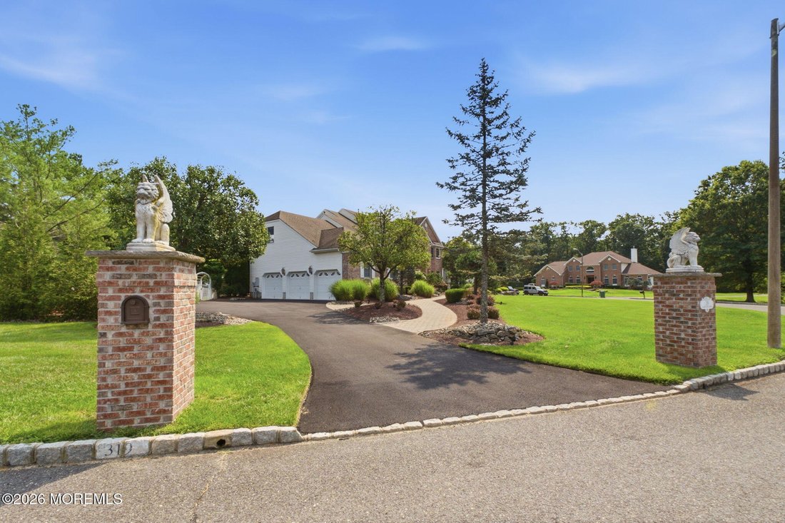 House in Freehold Township, New Jersey, United States 3 - 18652943