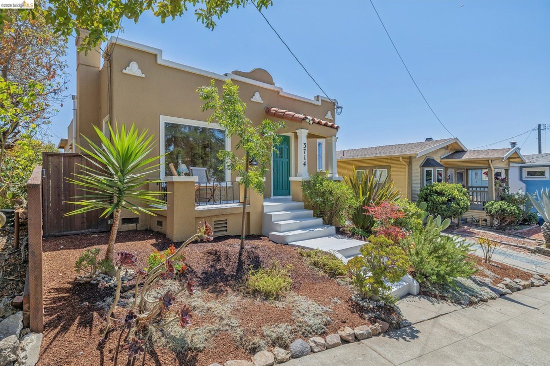 House in Oakland, California, United States 3 - 18652634