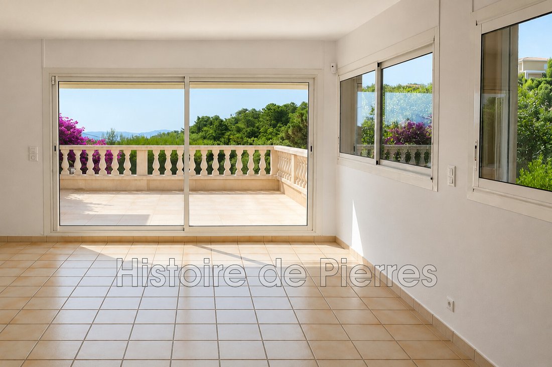 Villa in Grimaud, Provence-Alpes-Côte d'Azur, France 2 - 18651691