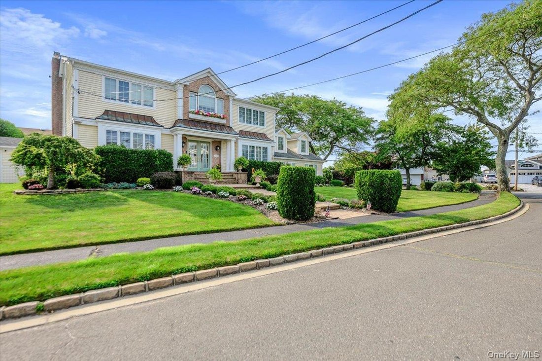 House in Massapequa, New York, United States 3 - 18653353