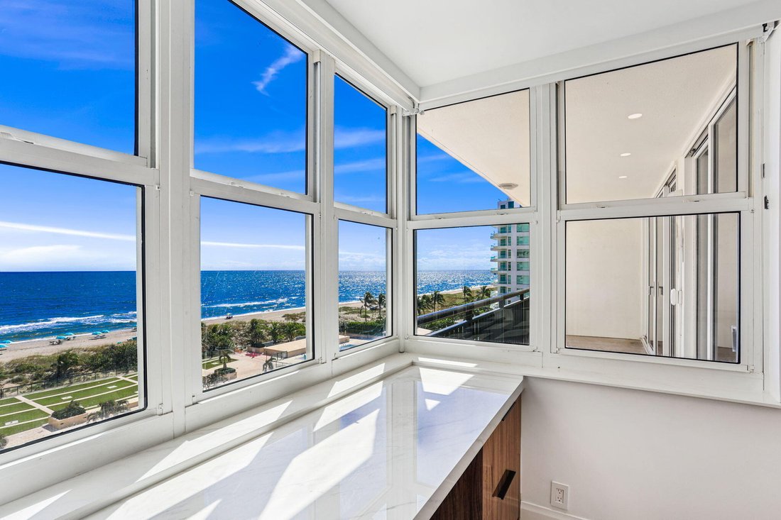 Condo in Boca Raton, Florida, United States 3 - 18650917