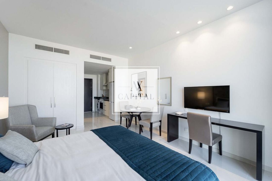 Apartment in Business Bay, Dubai, United Arab Emirates 2 - 18652325