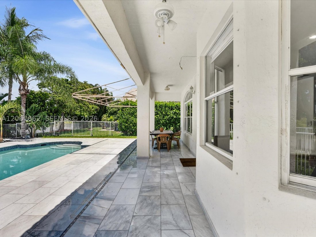 House in Pembroke Pines, Florida, United States 5 - 18654832