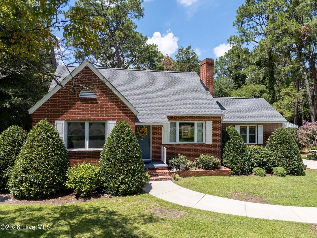 House in Aberdeen, North Carolina, United States 3 - 18654037