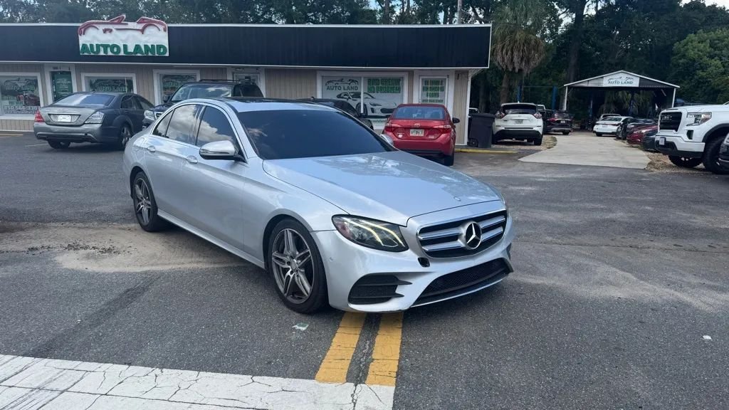 Sedan in Tallahassee, FL, United States 3 - 18655544