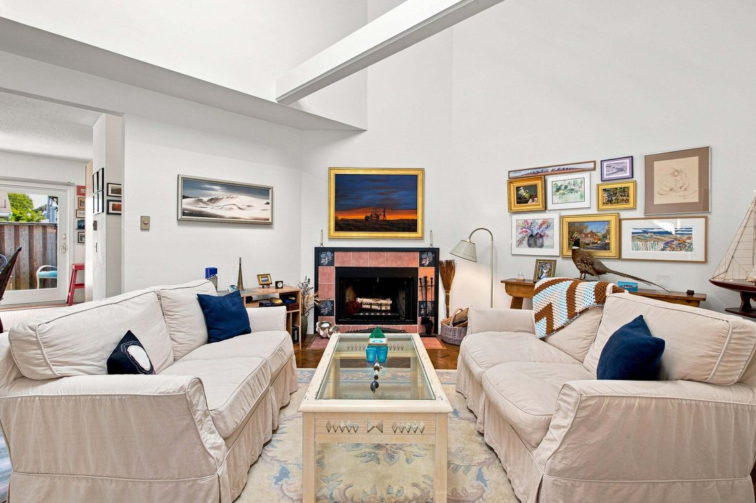 Townhouse in Provincetown, Massachusetts, United States 3 - 18653013