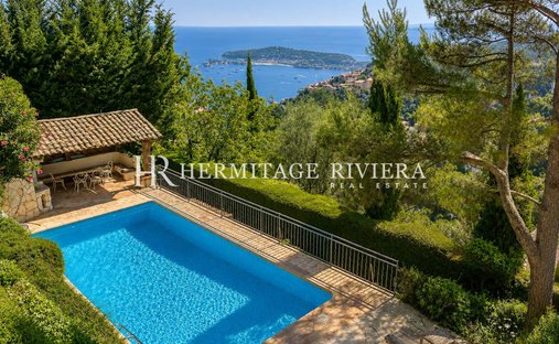 Villa in Èze, Provence-Alpes-Côte d'Azur, France 1