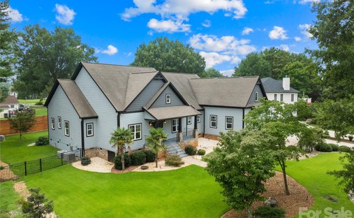 House in Mooresville, North Carolina, United States 1