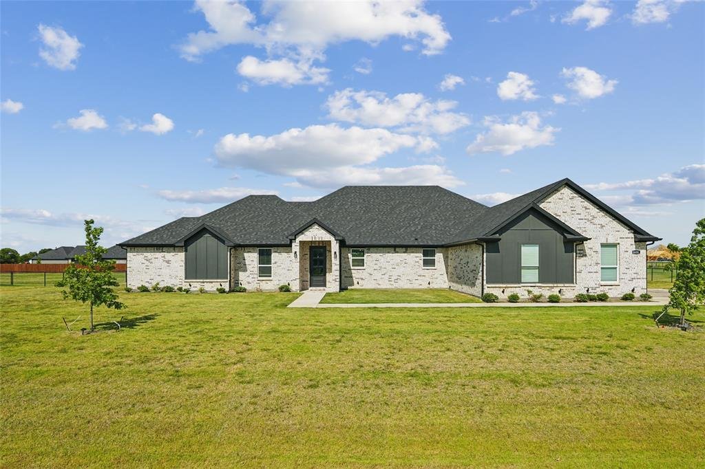 House in Sanger, Texas, United States 1 - 18654615