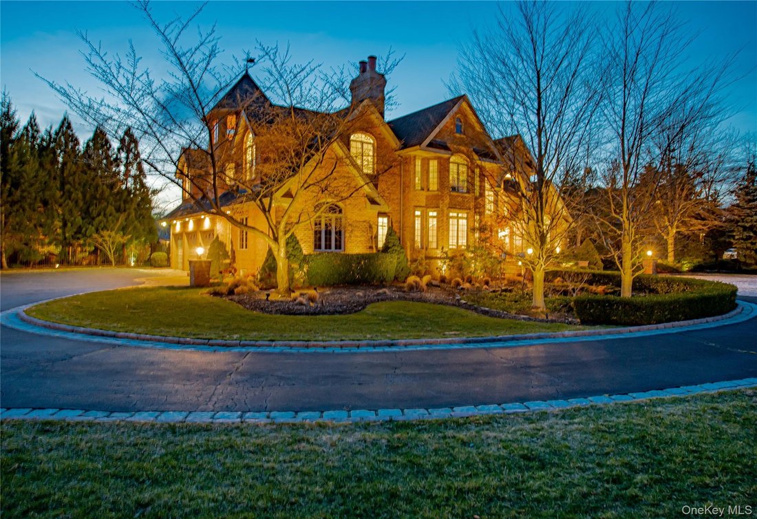 Casa en East Islip, Nueva York, Estados Unidos 4 - 18653344