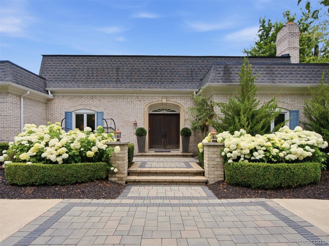 House in Bloomfield Hills, Michigan, United States 3 - 18654676
