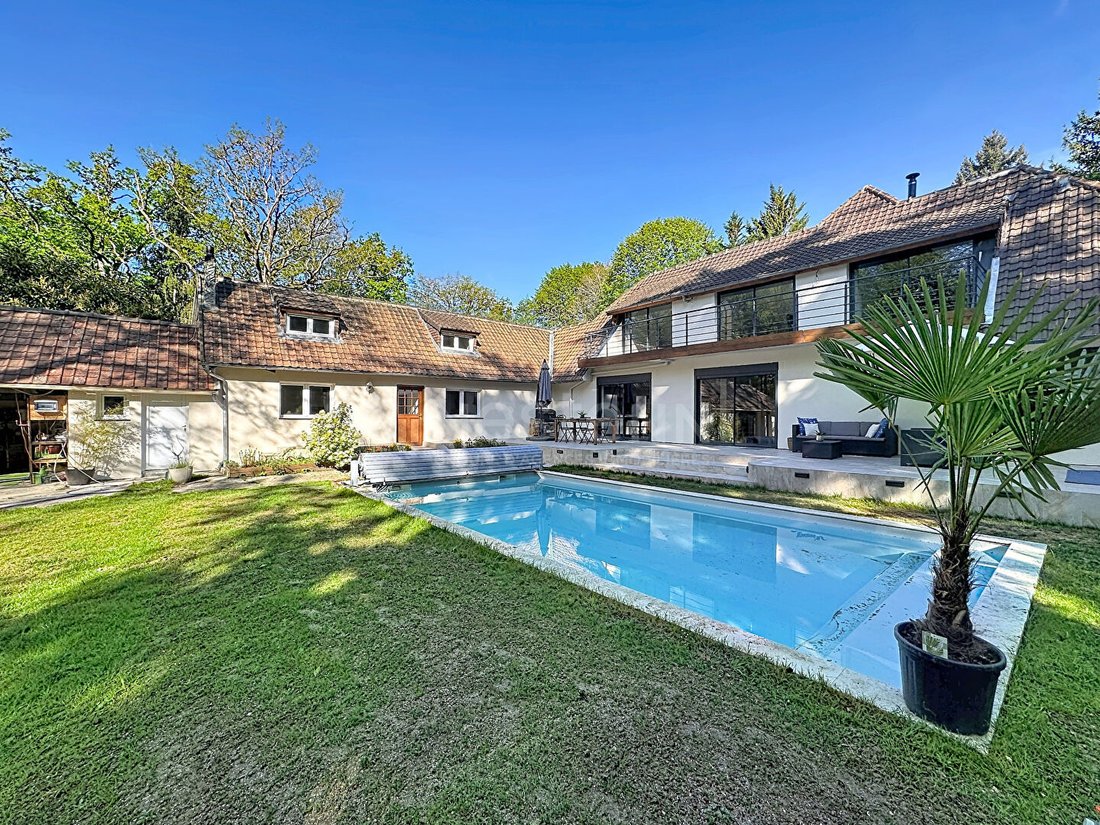 House in Ouest, Lamorlaye, France 1 - 18650749