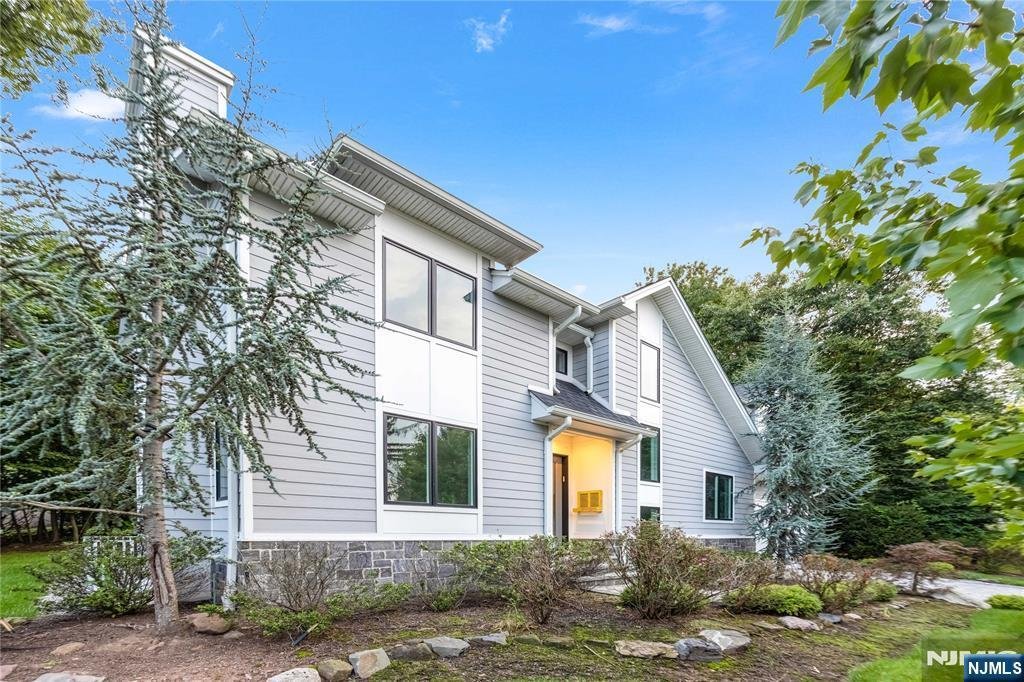 House in Cresskill, New Jersey, United States 2 - 18654666