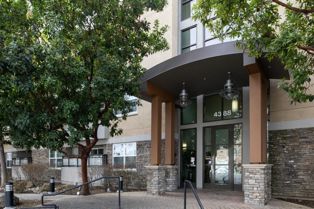 Condo in Los Altos Hills, California, United States 1 - 18650814
