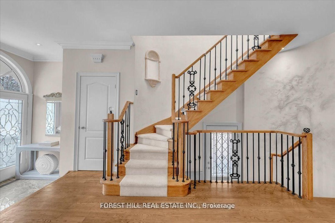 Haus in Toronto, Ontario, Kanada 3 - 18642285