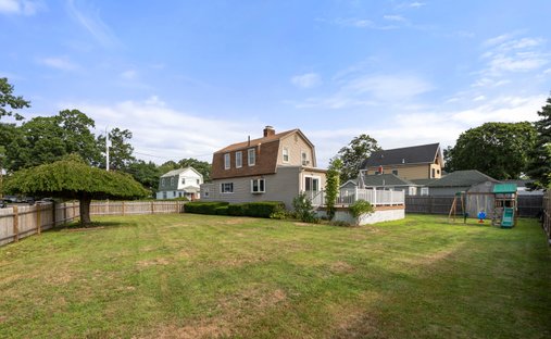 House in Quincy, Massachusetts, United States 1