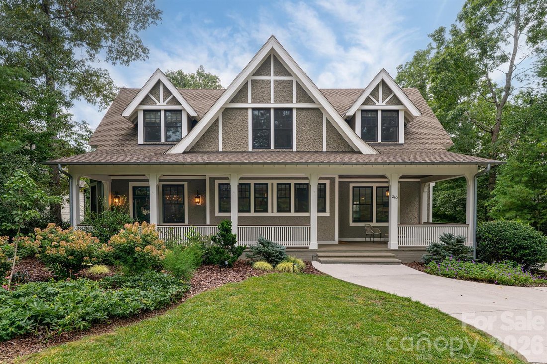 House in Asheville, North Carolina, United States 1 - 18652055