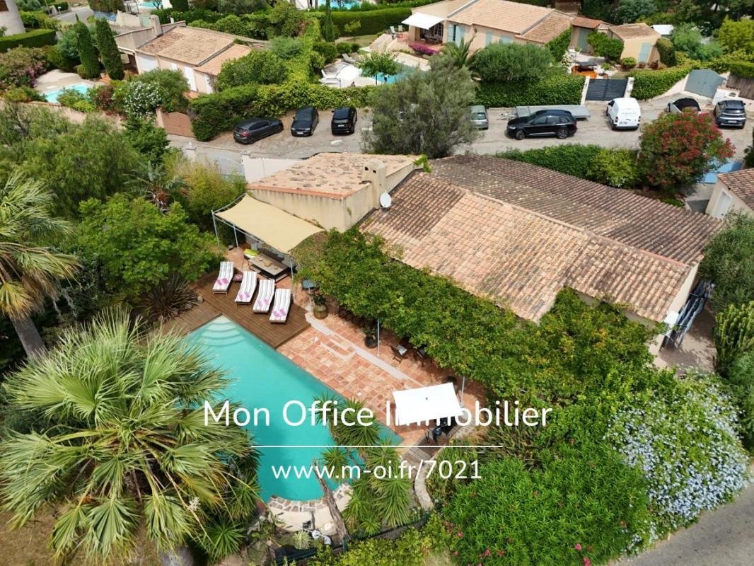 Villa in Grimaud, Provence-Alpes-Côte d'Azur, France 1 - 18653994
