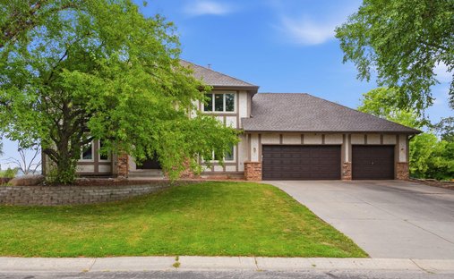 House in Eagan, Minnesota, United States 1