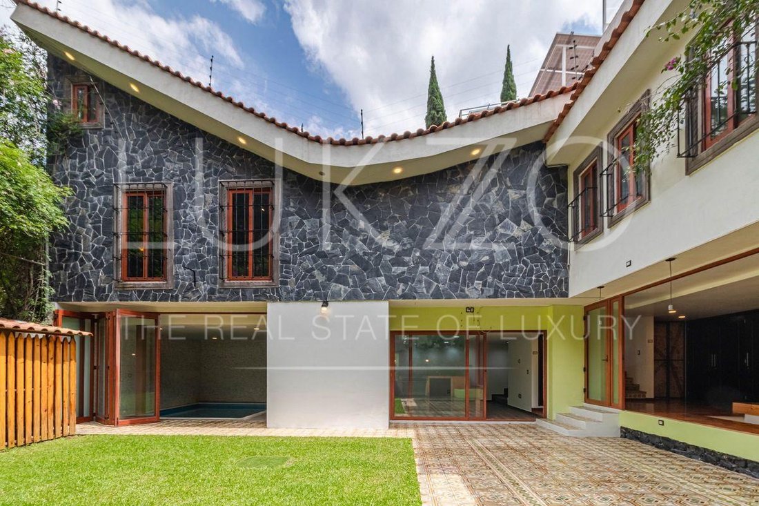 House in Mexico City, Mexico 2 - 18652739