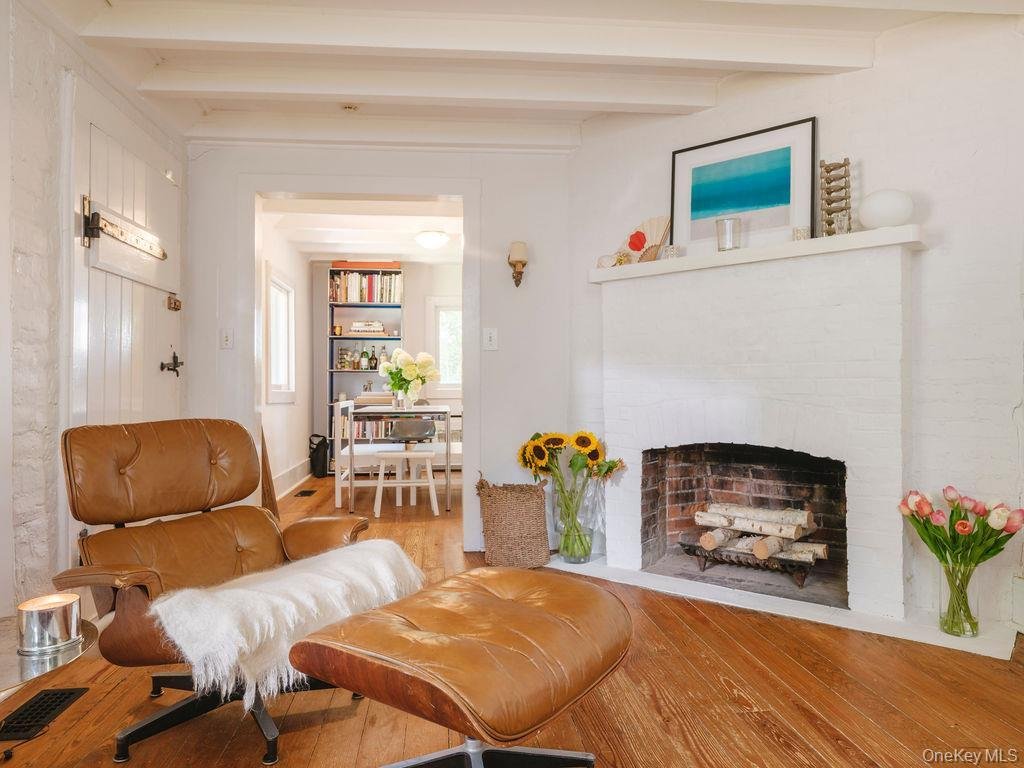 House in Southold, New York, United States 2 - 18655036
