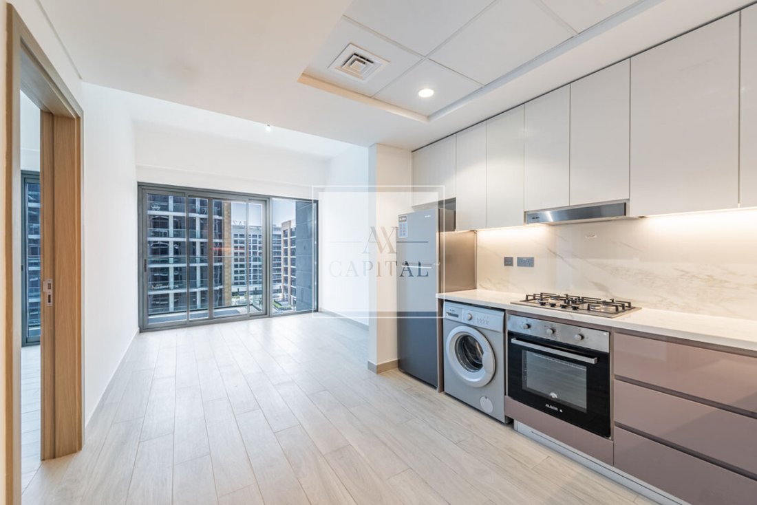 Apartment in Al Jaddaf, Dubai, United Arab Emirates 1 - 18652363