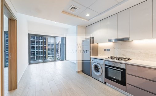 Apartment in Al Jaddaf, Dubai, United Arab Emirates 1