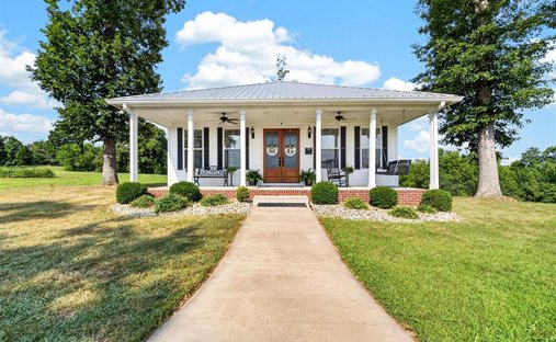 Farm Ranch in Scottsville, Kentucky, United States 1