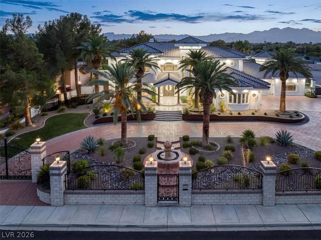 House in Las Vegas, Nevada, United States 3 - 18653111